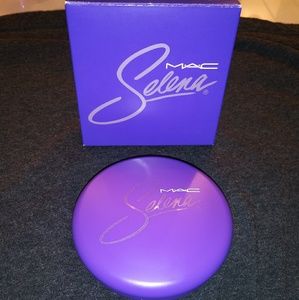 🆕 Authentic MAC Selena Powder Blush